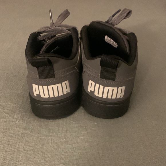 Boys Puma Rebound Layup Shoes sz 6 - Picture 4 of 6